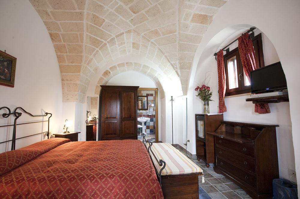 Masseria Bosco & Masseria Strazzati Hotel Avetrana Luaran gambar